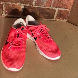 (🎉HP) Nike training shoes 👟